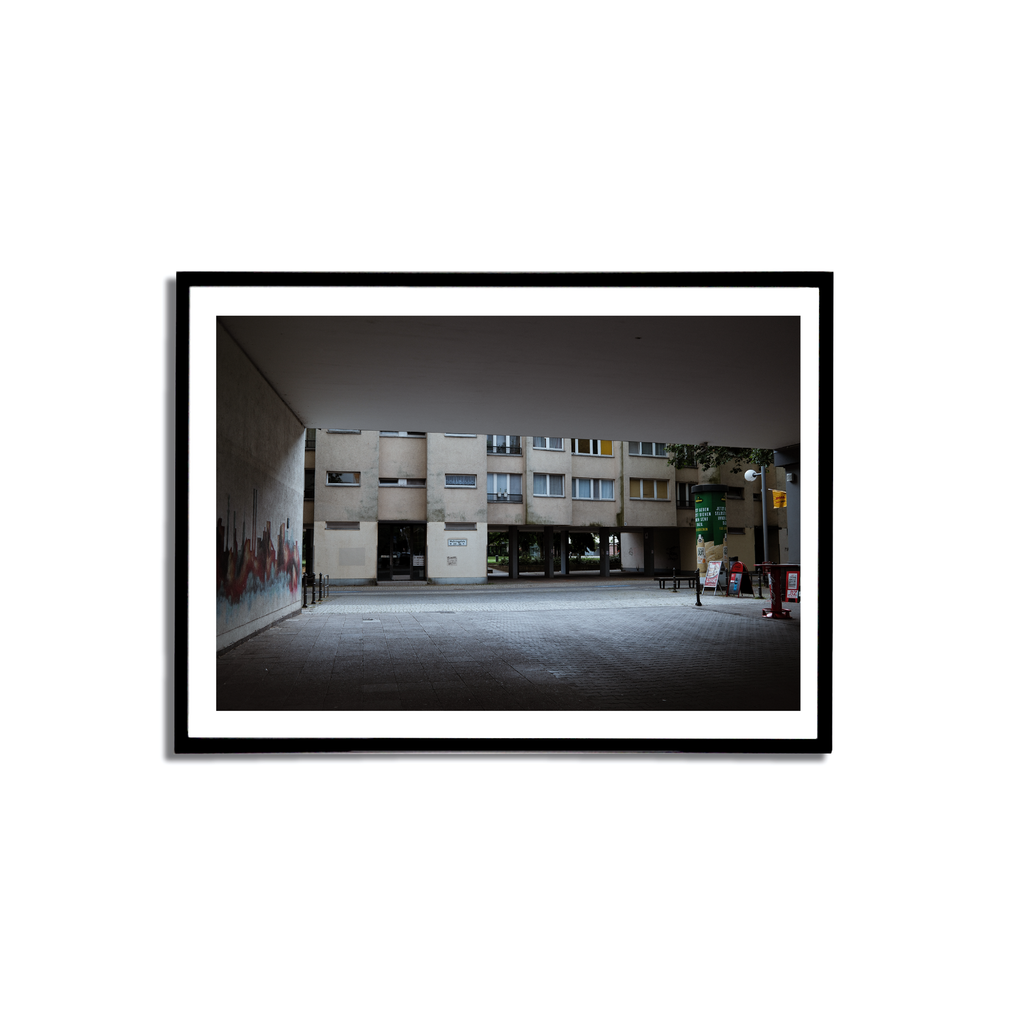 "No one answered my calls" by Kero Sirinimitwong